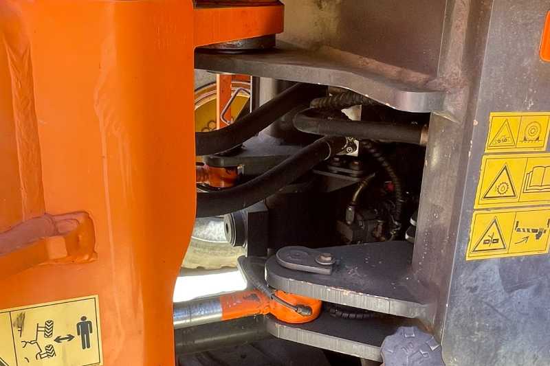 OmecoHub - Immagine DOOSAN DL300